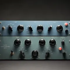 Dos procesadores de dinámica vintage, un Pultec MEQ-5 y un EQP-1A, con sus perillas y selectores listos para dar forma al sonido.