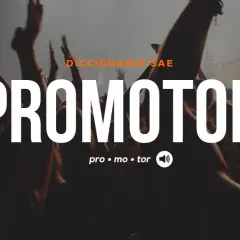 La palabra "PROMOTOR" en letras grandes sobre una multitud animada. Un promotor organiza eventos para la gente.