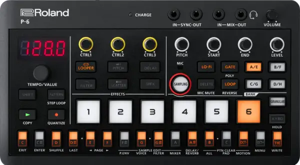 Roland P-6 con botón "SAMPLING" resaltado, un sampler que permite crear música.